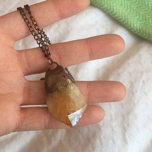 Topaz rock necklace